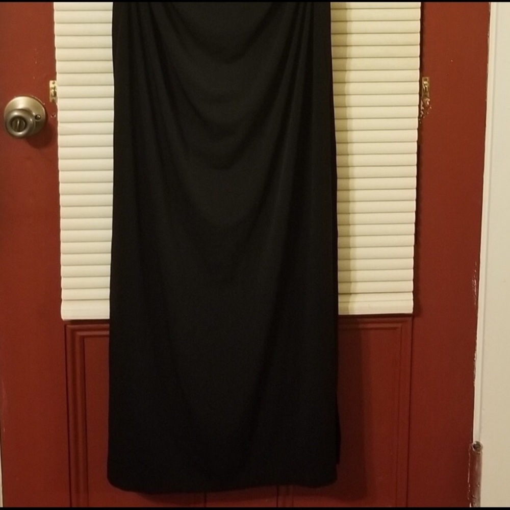 Dress - Picture 3 of 7